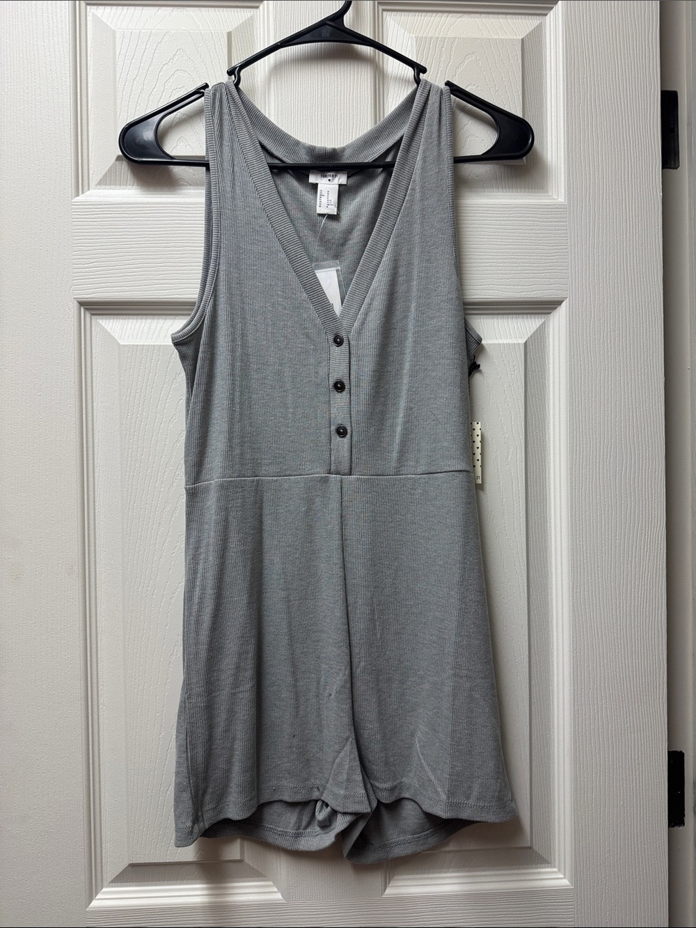 Forever 21 Women V-Neck Romper (Size: M)